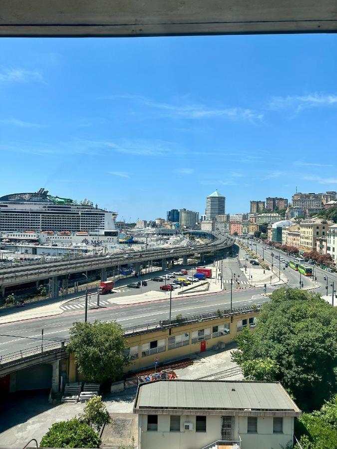 Ferienwohnung Due Passi Dal Porto Genua Exterior foto
