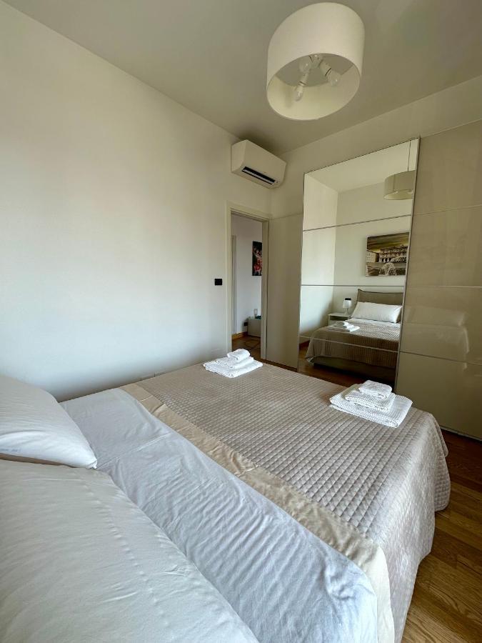 Ferienwohnung Due Passi Dal Porto Genua Exterior foto