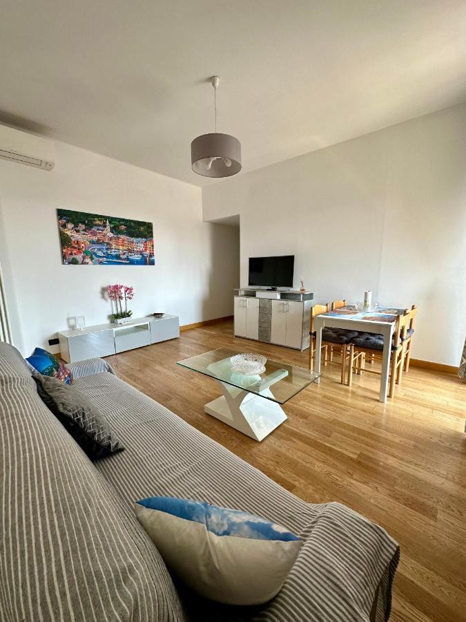 Ferienwohnung Due Passi Dal Porto Genua Exterior foto