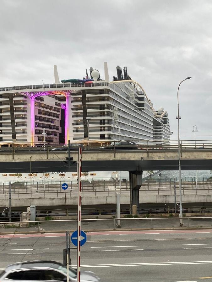 Ferienwohnung Due Passi Dal Porto Genua Exterior foto